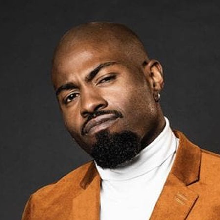 Darren Harriot hire Fringe corporate comedian entertainer events host book at agent Great British Comedians