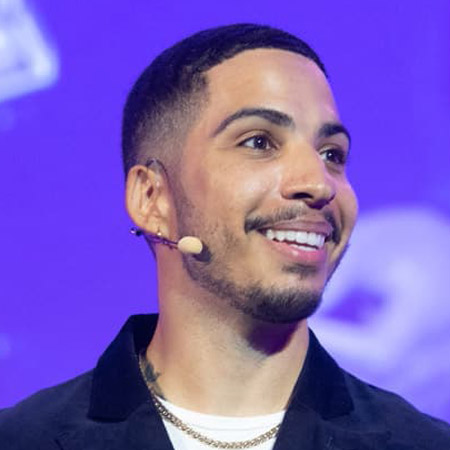 Troy the magicians speaker book at agent Great British Comedians